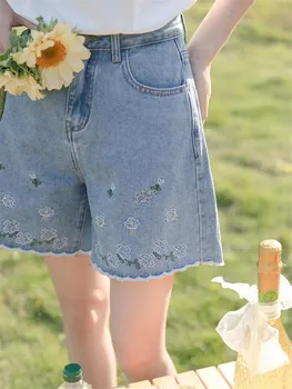 Дамски флорални бродерии Шик прави дънкови шорти 2023 Летни корейски свободни жени Универсален хлабав тънък широк крак панталони улично облекло