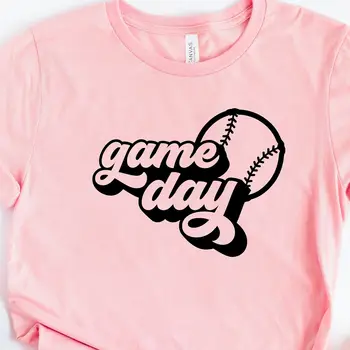Ден на играта Софтбол T Shirt Мека топка за жени Gameday Бейзбол Outfit Мама Подкрепяща майка
